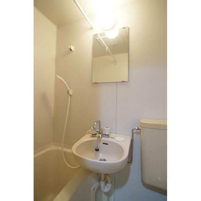 洗面ボウルも付いているのでお出掛け準備らくらくですね♪