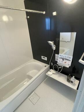 朝風呂、シャワー、夜のバスタイムと使い方は自在（1号棟）