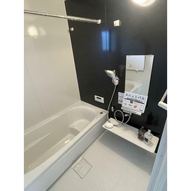 朝風呂、シャワー、夜のバスタイムと使い方は自在（1号棟）