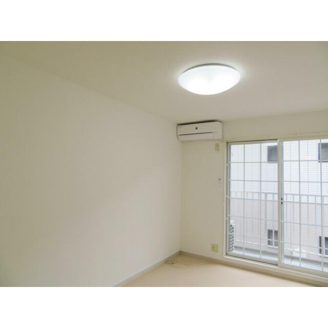 洋室６．７５帖