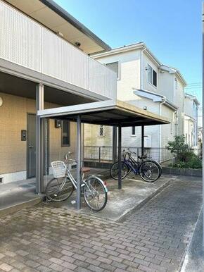 入居者専用屋根付き駐輪場♪