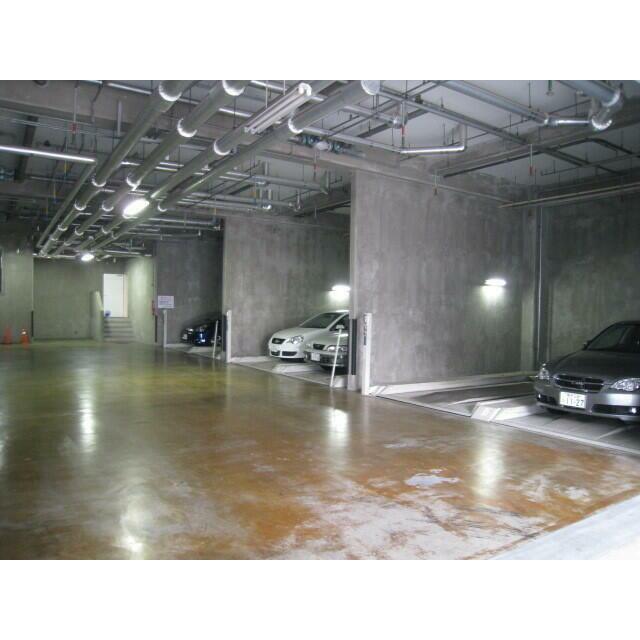 機械式地下駐車場