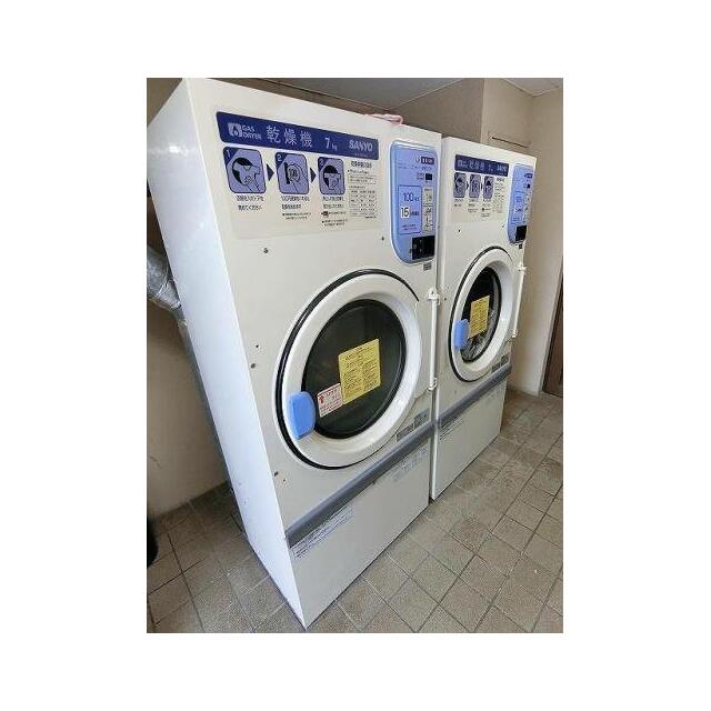 コインランドリー