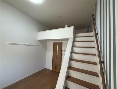 建築中のため類似物件の参考写真です