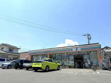 セブン-イレブン福岡早良2丁目店