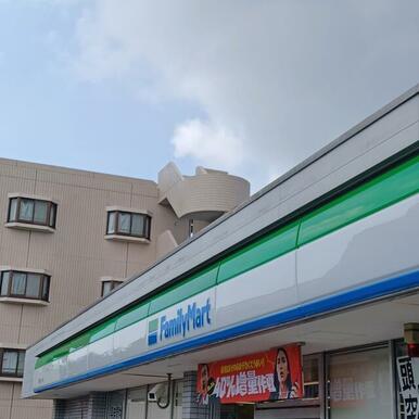 ファミリーマート花輪インター店