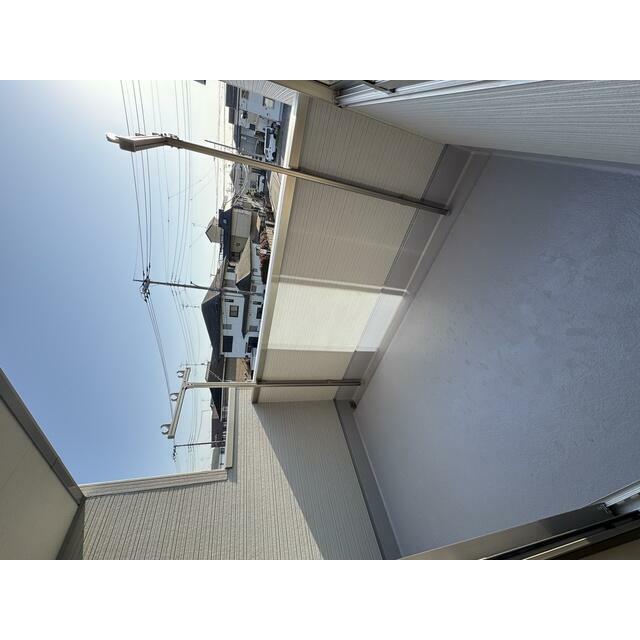 部屋の外と中をつなぐバルコニー、使い方自在！（7号棟）