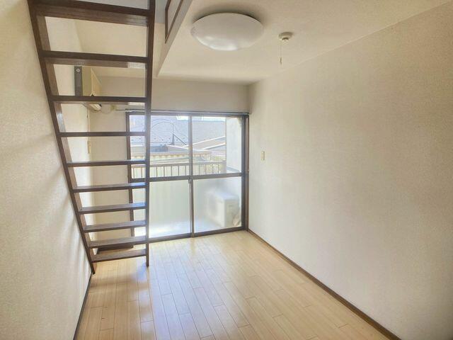 apartment 上連雀６丁目