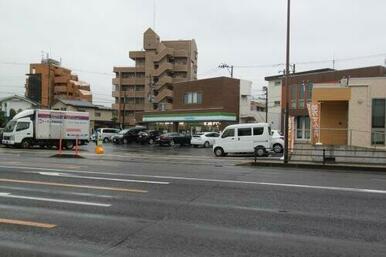 ファミリーマート仙台穀町店