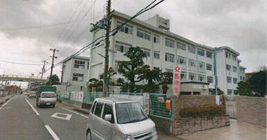 荒川小学校