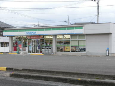 ファミリーマート鴨島上浦店