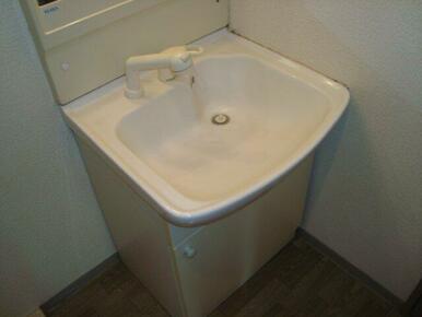 洗髪洗面化粧台