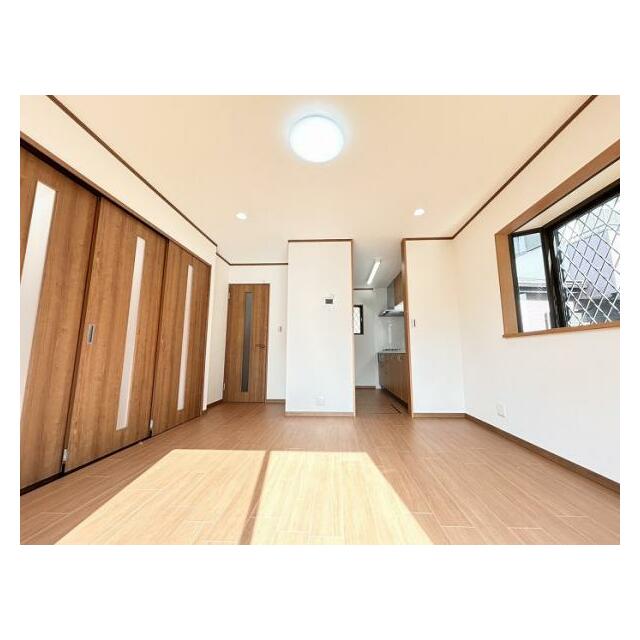 LDK　南側からの撮影　(１)