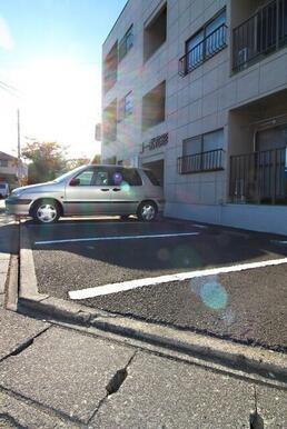 駐車場スペース