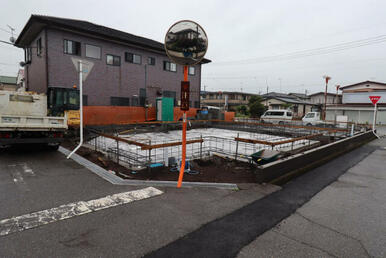 現地写真（基礎工事中）