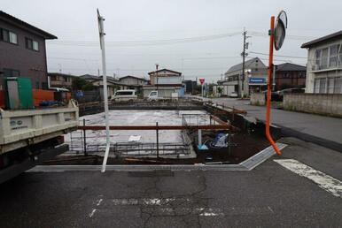 現地写真（基礎工事中）