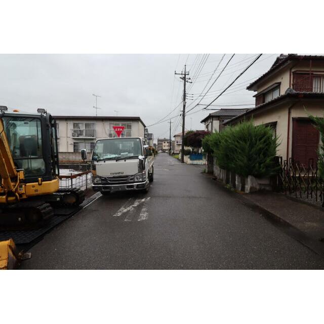前面道路含む現地写真（基礎工事中）