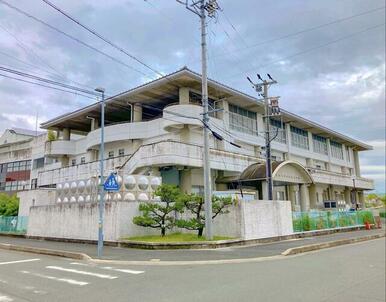 汐田小学校