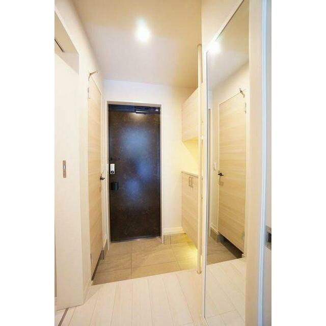 【玄関】飾り棚付きシューズボックス