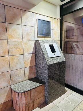 「エントランス」オートロックがあり、防犯面も安心でございます。