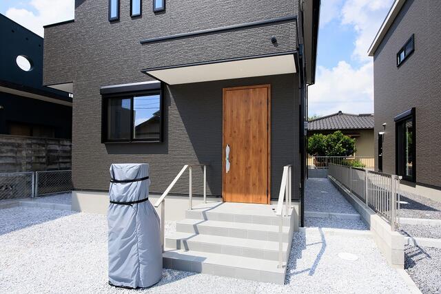 物件画像 中間市 扇ヶ浦１丁目 (東中間駅) 2階建 4LDK