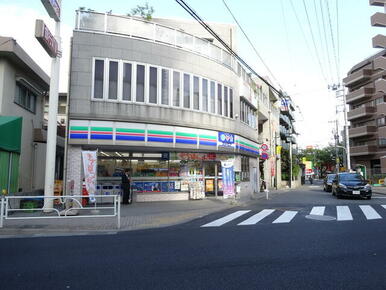 ローソン・スリーエフ東村山本町店