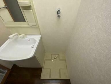 室内洗濯機置場