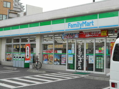 ファミリーマート上板橋三丁目店