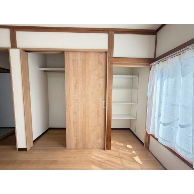 洋室収納