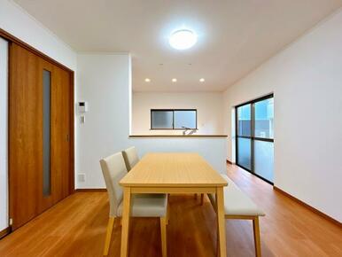 「LDK」ダイニングメインの写真です。