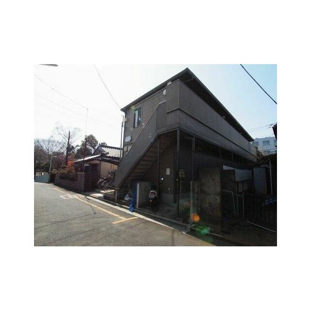 エントランス側の外観。
