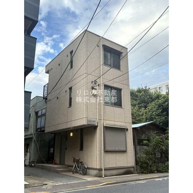 インターネット使用料無料です。