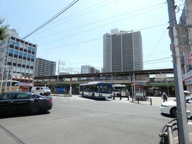 ＪＲ金町駅まで徒歩１５分。