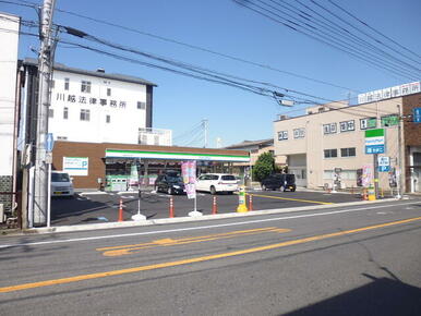 ファミリーマート 川越元町札の辻店