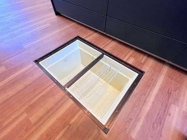 「キッチン」床下収納完備