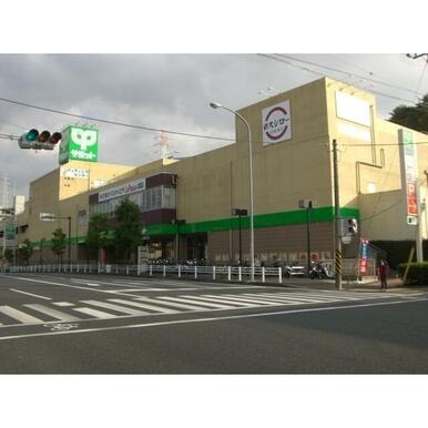 サミットストア下倉田店