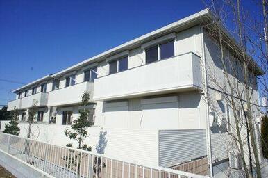 ★敷地内防犯カメラ２台付き♪さらにオートロック♪