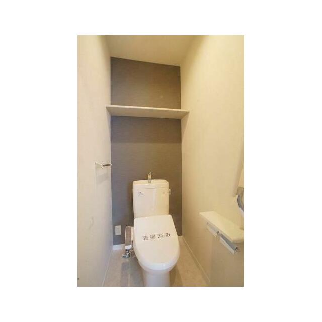 幅広い年齢層から支持されている今や必須アイテムの温水洗浄暖房便座♪冬場も便座が暖かくご使用いただけ…