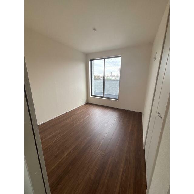 リビングと洋室の使い分けで生活にメリハリを（1号棟）