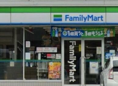 ファミリーマート新安城店