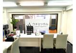 情報提供会社