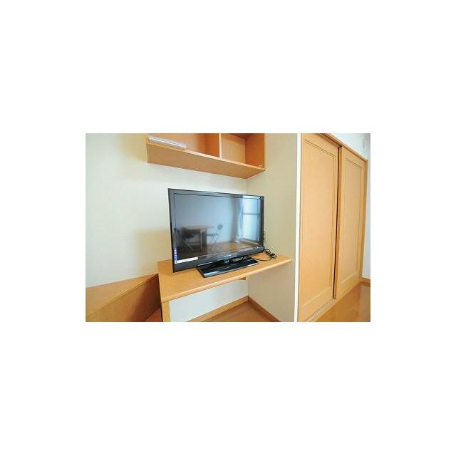 テレビ　(実際とは異なる場合が御座います)
