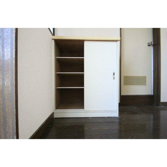 ※同建物ほかのお部屋の写真です。