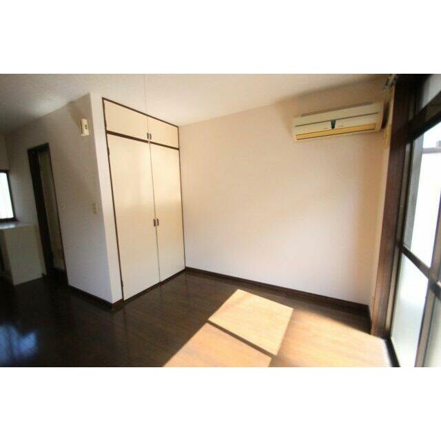 ※同建物ほかのお部屋の写真です。