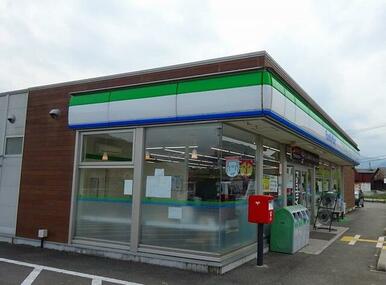 ファミリーマート氷上町常楽店