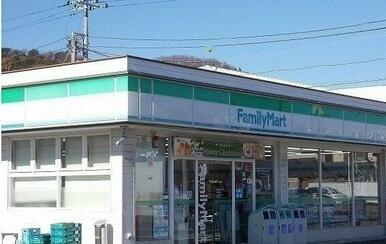 ファミリーマート沼津岡一色店まで1100m