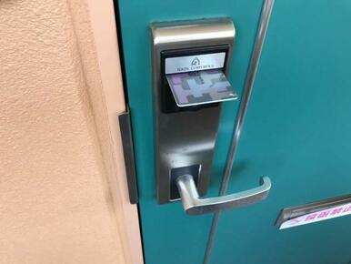 カードキー扉（イメージ）