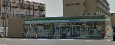 ファミリーマート武豊町大足店