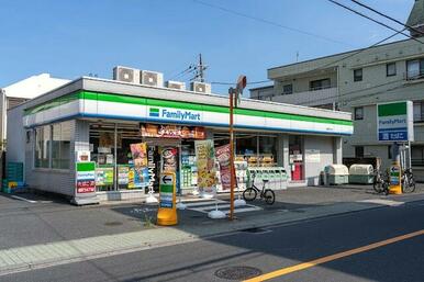 ファミリーマート練馬桜台店