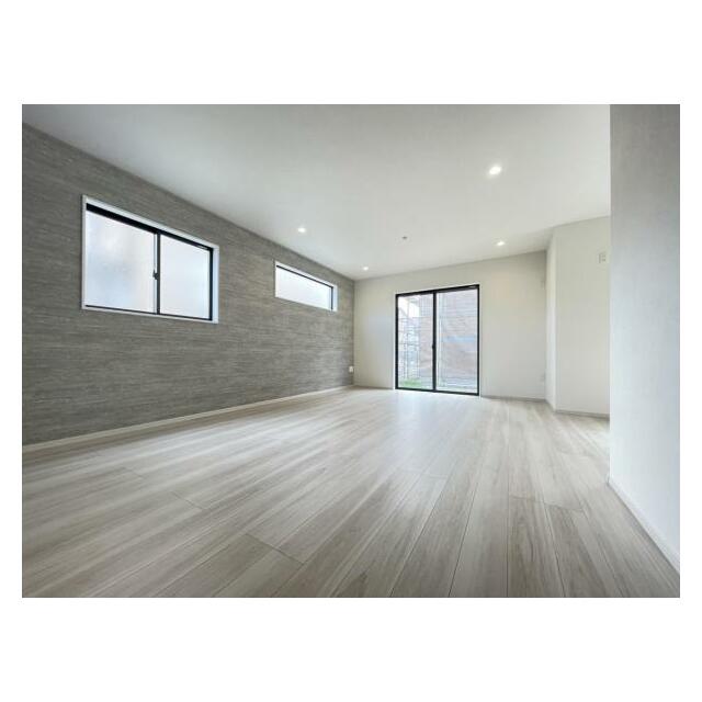 ゆとりある広さと明るさでホッとくつろげるスペースになっています！